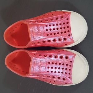 Hot Pink Iridescent Natives - C8